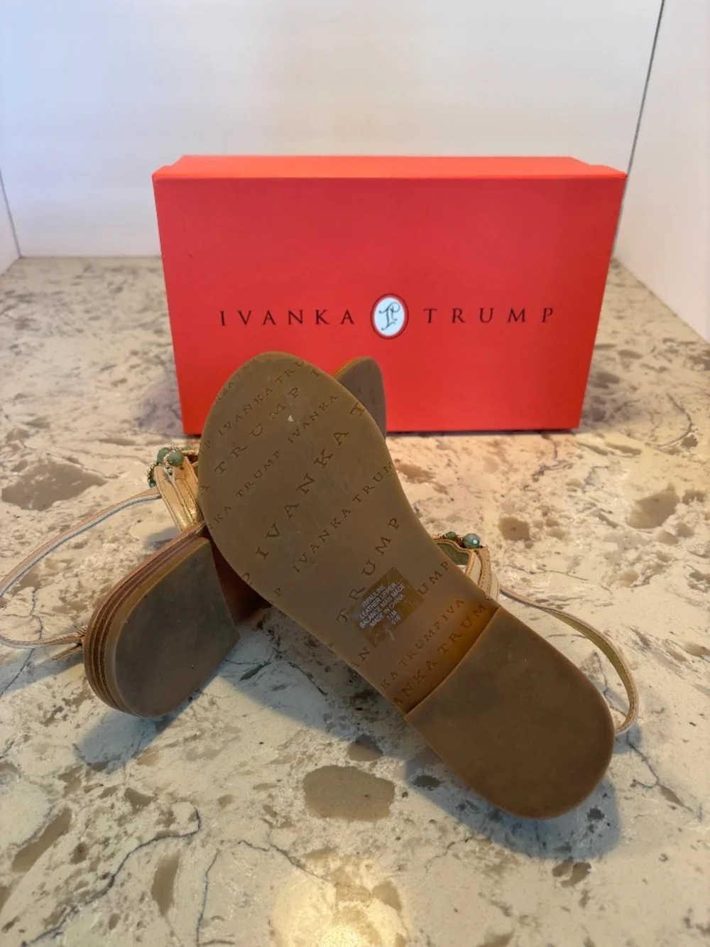 Women’s Ivanka Trump Pauline Embellished Leather Thong Flat Sandals 7.5 M